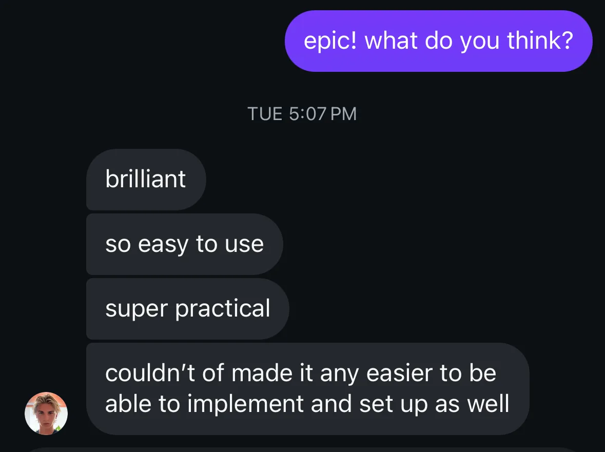 Text message conversation praising Sundown